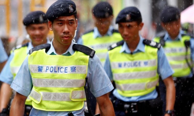 Кран рухна в Китай, седем човека загинаха  