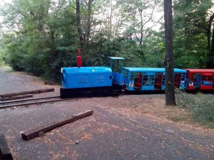 Влакчето в „Простор“ дерайлира, няма пострадали