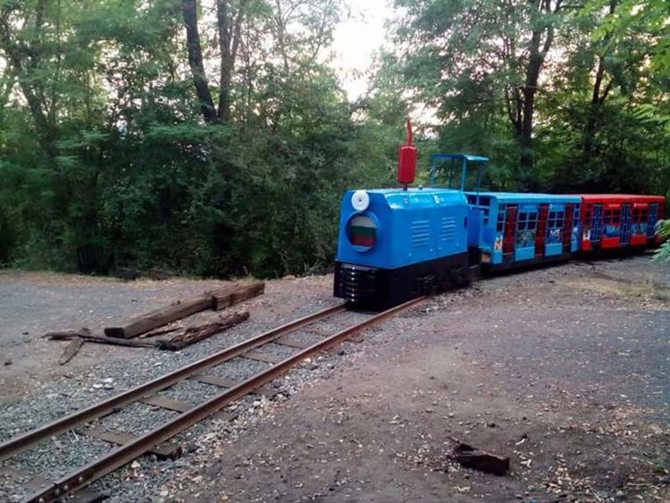 Влакчето в „Простор“ дерайлира, няма пострадали