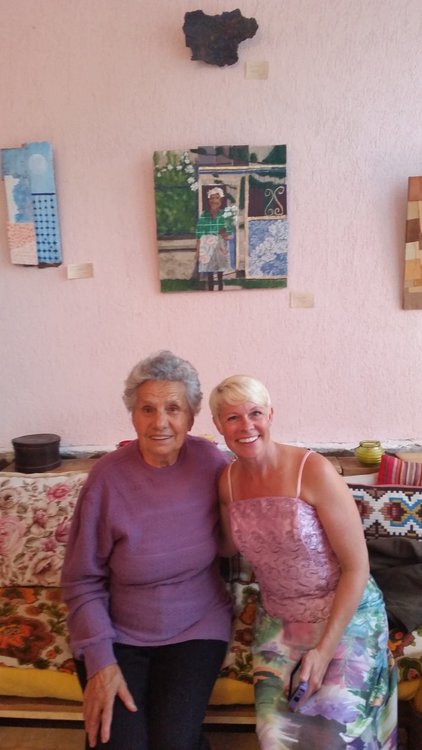 Две американки откриха изложба в село Полковник Серафимово