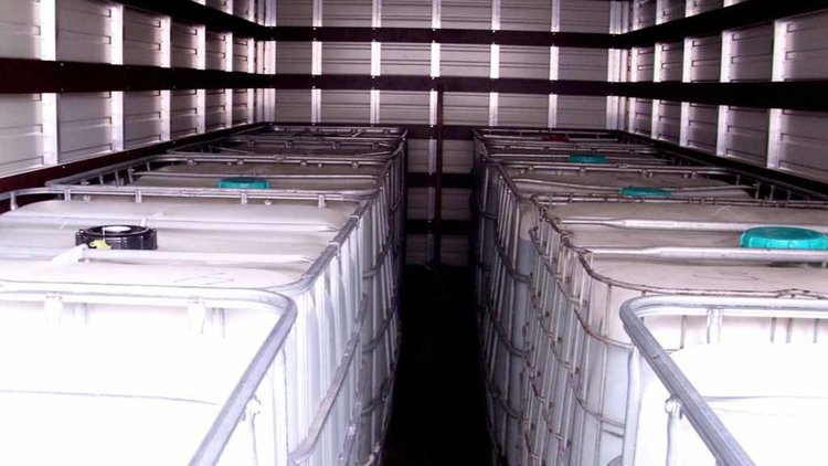 Тонове нелегален метилов алкохол са внесени от България,  съобщи гръцката полиция