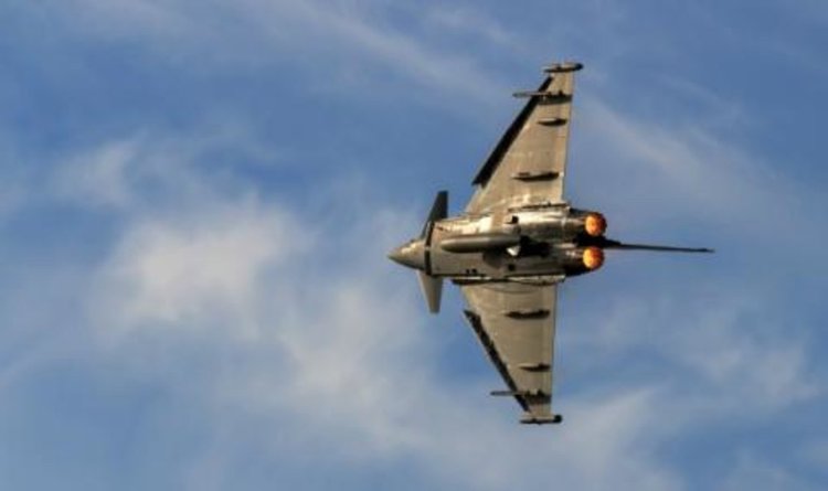 Руски бойни самолети прелетяха над Черно море