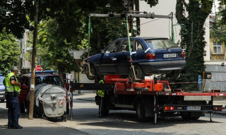 Когато автомобилът не пречи на движението, не трябва да се пипа