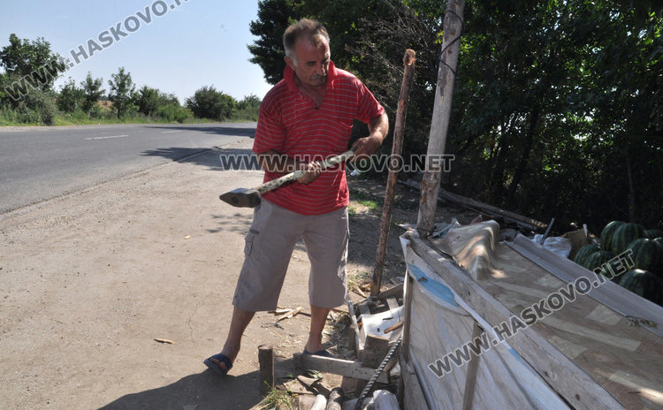 Събарям всичко и се махам, вбесен е Дуран. Парчето хляб това лято се отлага