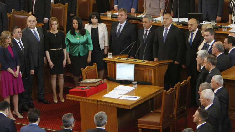 Оптимистите за бъдещето на страната са малцинство