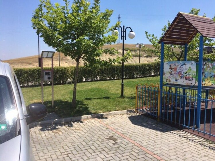    Кърджали вече има зарядна станция за електромобили,ще обслужва трафика към Маказа