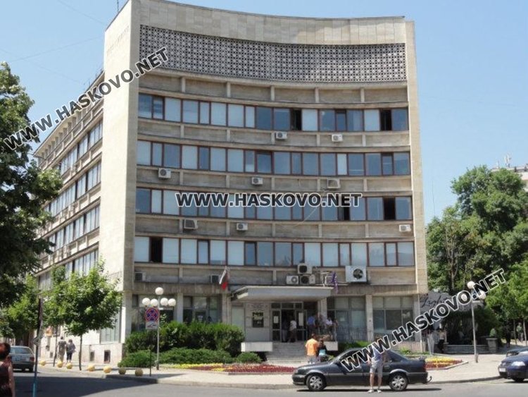 „Изясняване на здравен статус“ е най-търсената услуга през лятото в НАП