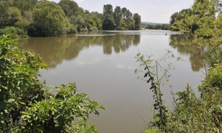 Преди три дни е подаден сигнал, че момченцето е паднало и реката го е отнесла  