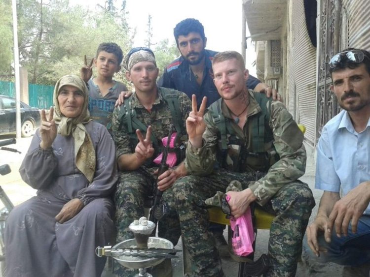 От „портите на Ада” до решетките на ареста: Историята на Джо Робинсън