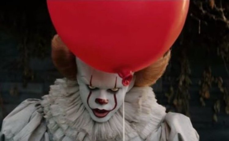 Трейлърът на новия филм на ужасите по романа на Стивън Кинг „То“ 