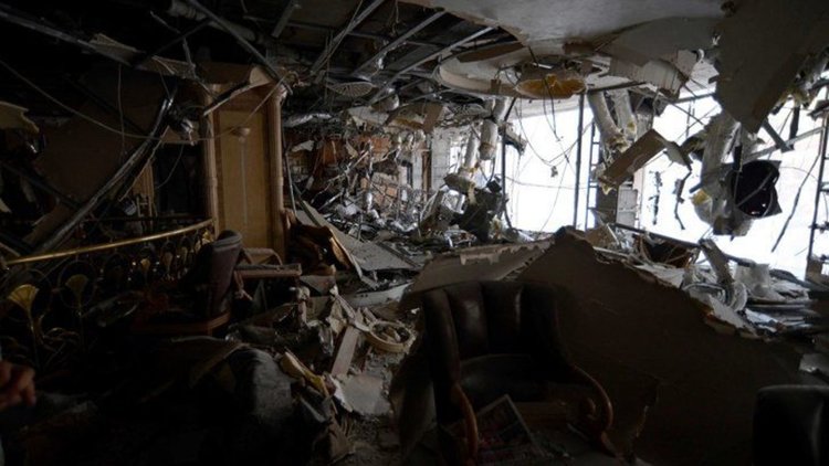 Най-малко 400 души бяха евакуирани заради голям пожар в 5-звезден хотел в турския курорт Кемер-Анталия