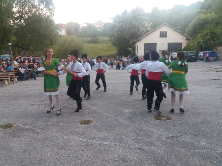 Комитско село с 4 века история почете Илинден