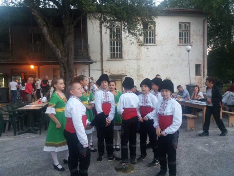 Комитско село с 4 века история почете Илинден