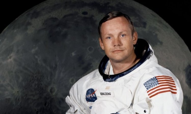 То е копие на модула, с който американецът каца на Луната  