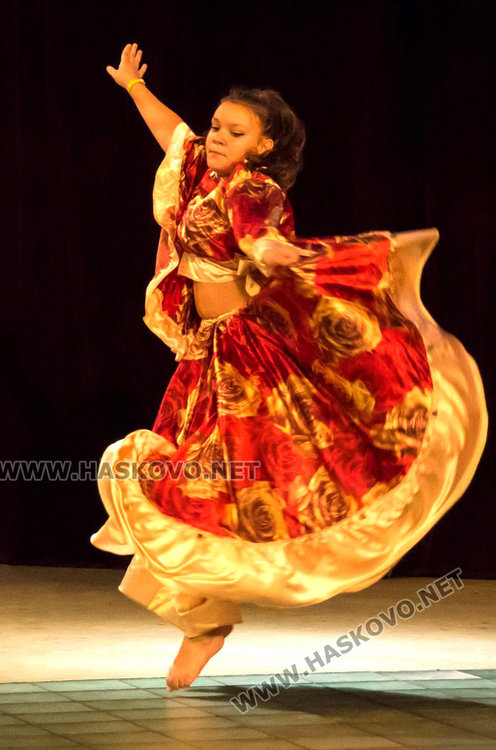 Златна вълна за Милена Налбантова и три отличия за Никол Стоименова от фестивала „Волна идей“