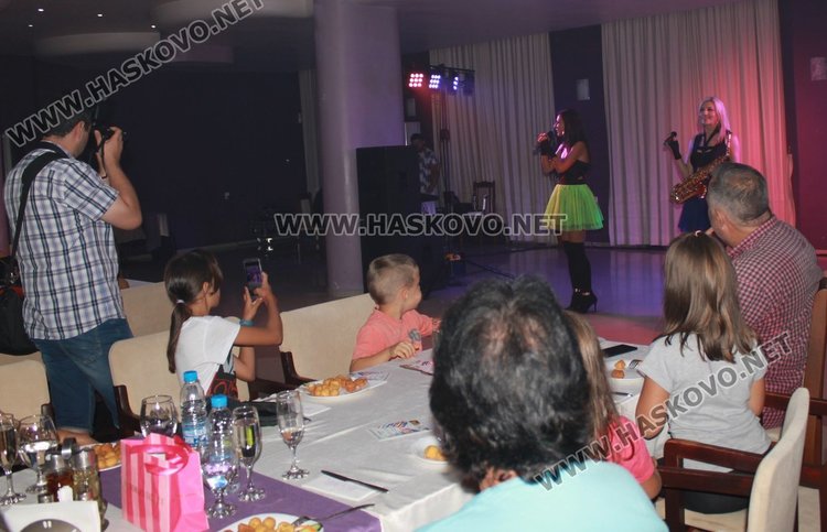 1 034 лв. набра благотворителната вечеря в подкрепа на димитровградски таланти