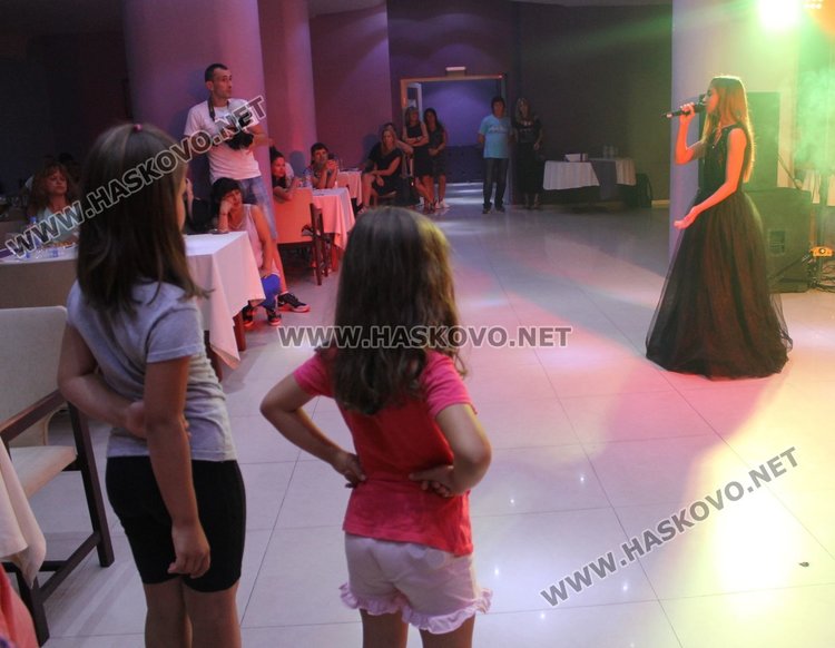 1 034 лв. набра благотворителната вечеря в подкрепа на димитровградски таланти