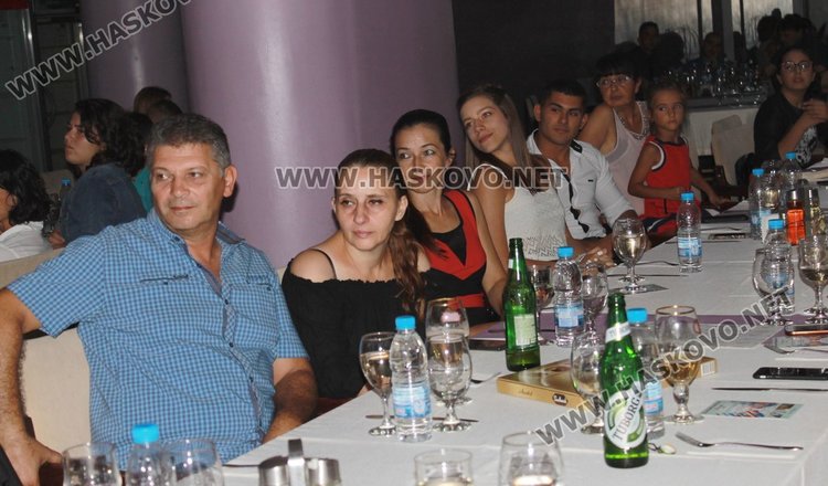 1 034 лв. набра благотворителната вечеря в подкрепа на димитровградски таланти