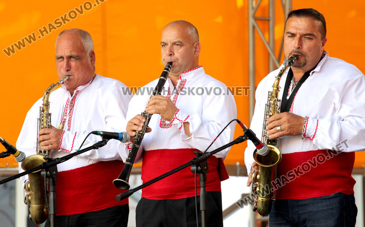 Общественици и граждани почетоха Илинденско-Преображенското въстание