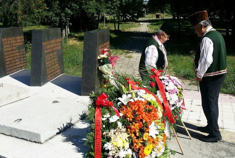 Черноконево почете 140-ата годишнина от малкия Батак