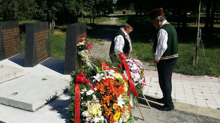 Черноконево почете 140-ата годишнина от малкия Батак