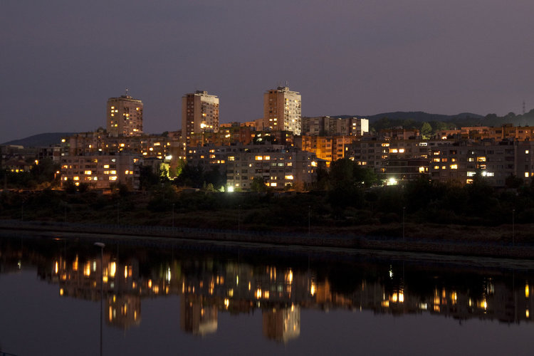 Дядо се губи край Водното огледало,издирват близките му