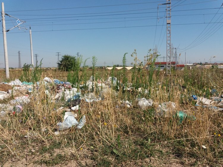 Незаконно сметище превзема Първомай