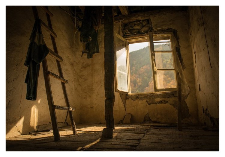 Заглавие: Роден дом, Място: махала Стамболовци, ловно стопанство Кормисош, РАЗМЕР 100смx70см – ЦЕНА 40лв.