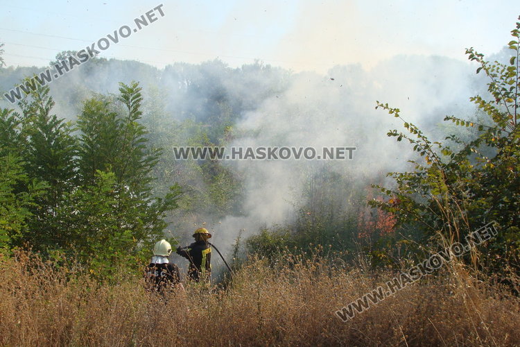 Предупреждават за риск от пожари в Хасковски регион