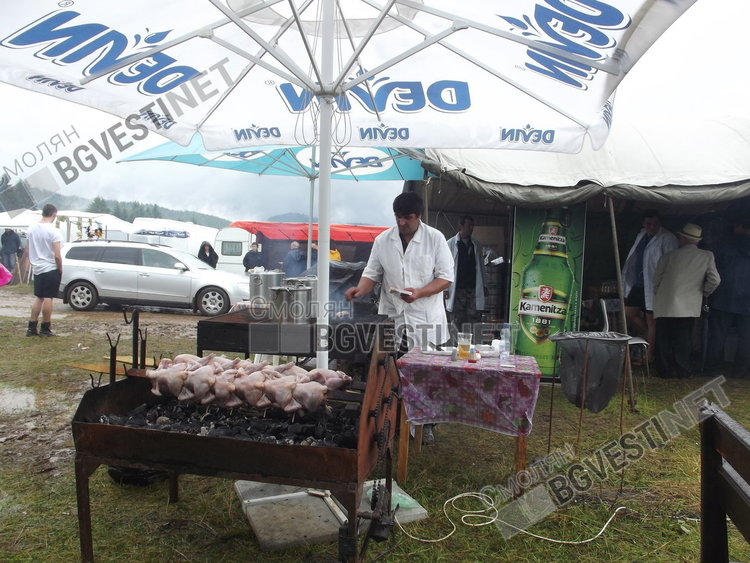 И дъжд да вали, скарата върви/архив Смолян БГвести