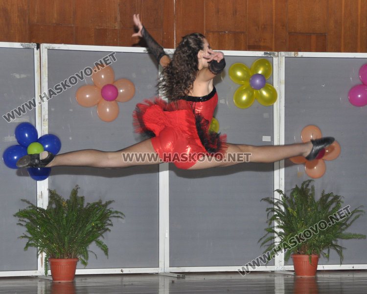 "България танцува" в Димитровград през октомври