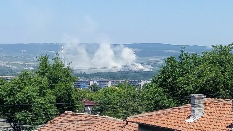  Токов удар доведе до обгазяване на Девня