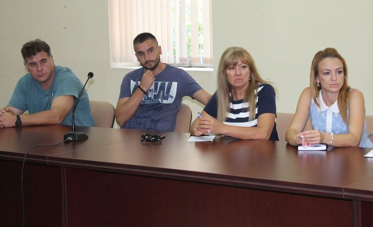 8 екипа в Димитровград ще следят за присъствието на децата в учебните часове