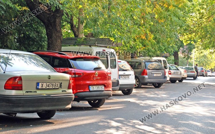Прекрояват Синята зона, освобождават булевардите и тротоарите