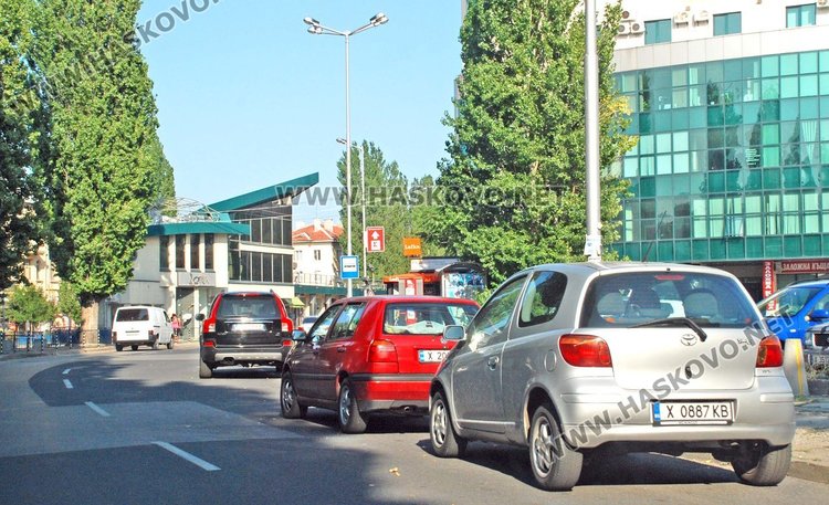 Прекрояват Синята зона, освобождават булевардите и тротоарите