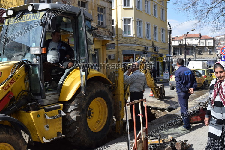 Авария рано тази сутрин остави центъра на Кърджали без вода,тръгваме неумити за работа в жегата