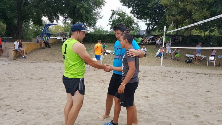 Отличиха победителите в 5-ото издание на турнира "Раковски бийч волей"