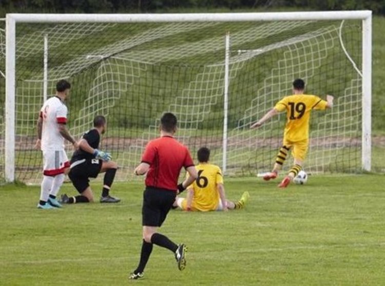 Борислав започна с домакинска победа