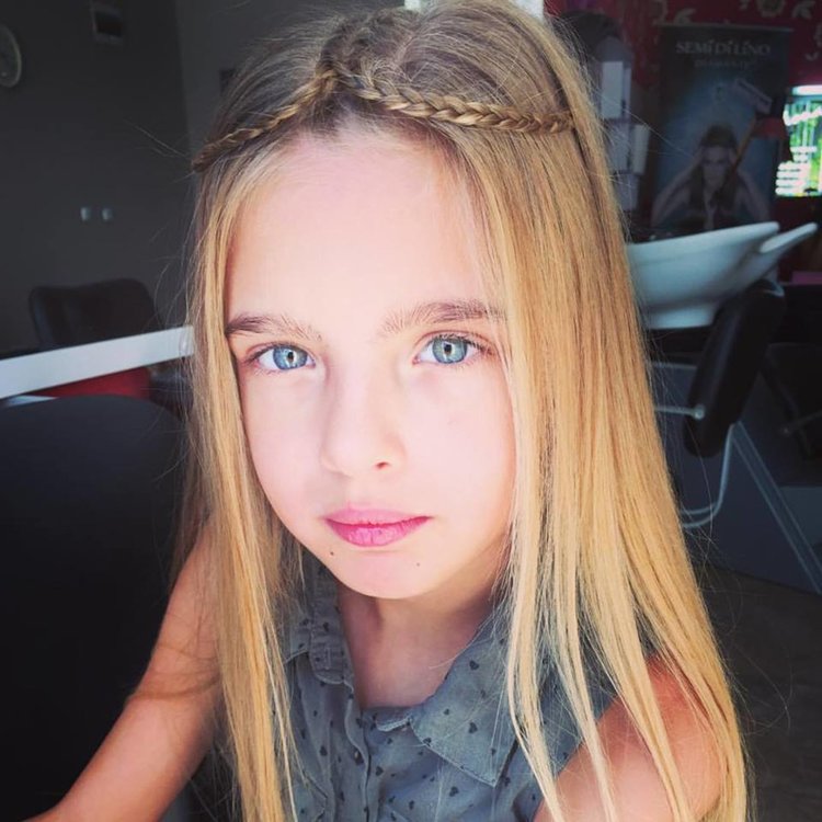 Александра Мотинова