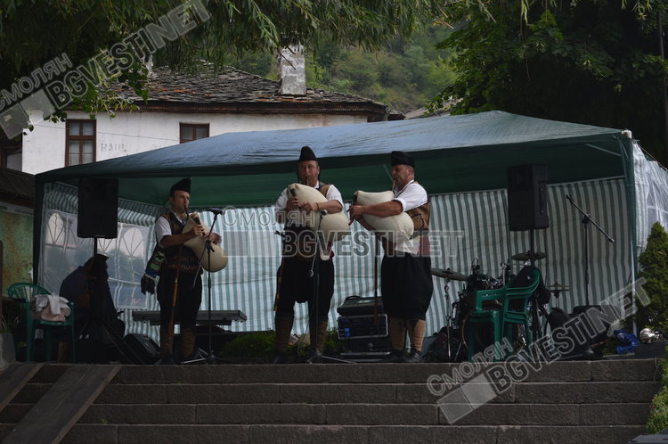 27 агнета курбан за Голяма Богородица в Широка лъка