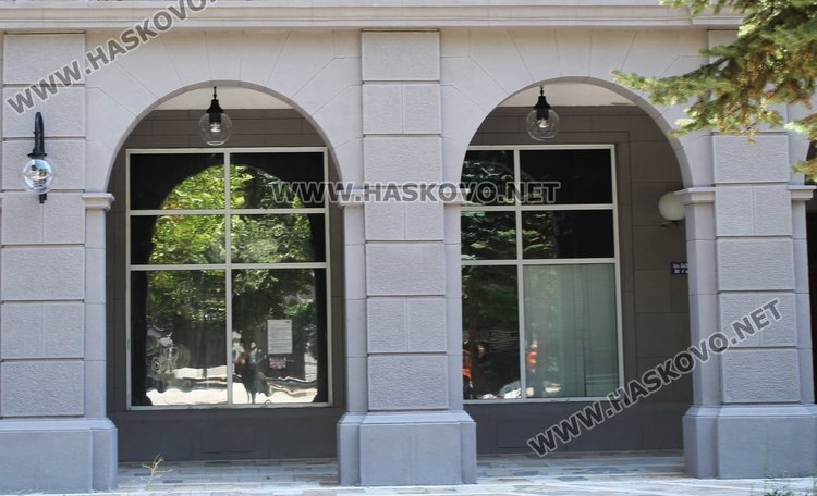 Над 500 са монтираните лампи на центъра