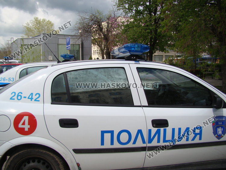 Задигнаха мобилните телефони на две деца