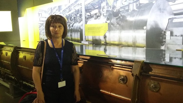 Учителката Гарова се завърна от обучение в ЦЕРН