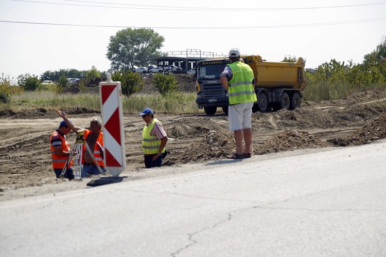 "Пътят на смъртта" Пловдив-Асеновград- отлаган за ремонт заради обжалване на обществената поръчка