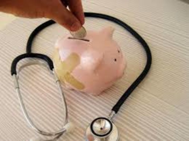 НАП напомня на зрелостниците да си подадат декларация 7