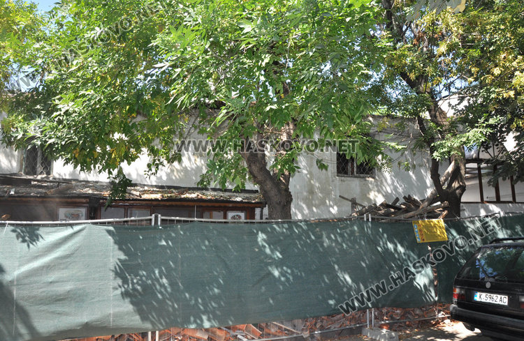 Стягат Ески джамия в Хасково след почти половин век без ремонт