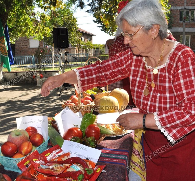 Производител от Черногорово отглежда еко зеленчуци с поливане
