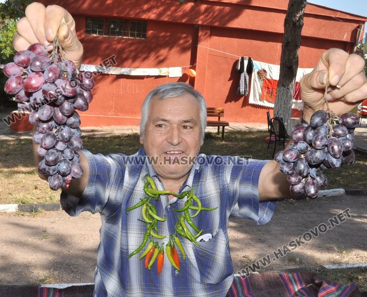 Гроздето, което Кирил от черногорово отглежда