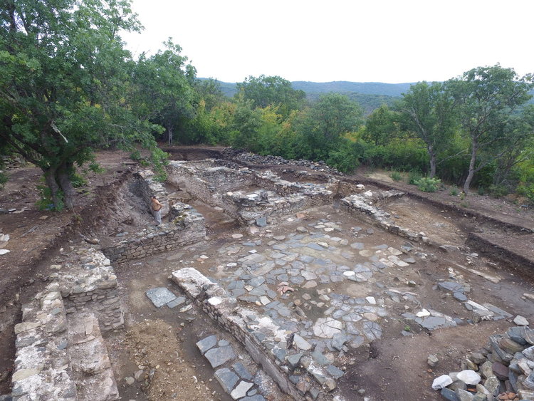 Късноантичната и средновековна крепост "Родостица" край Хухла крие още загадки