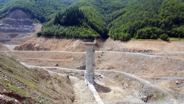 Изливат над 2.5 млн куб метра вода в новия яз."Пловдивци",  спират безводието на две общини